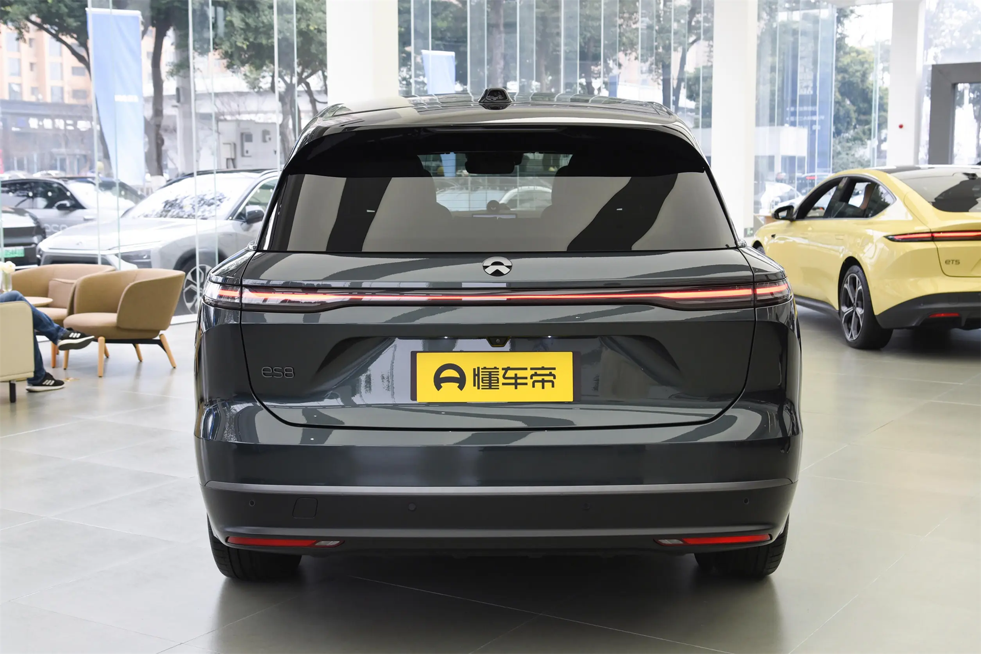 蔚来ES8 2024款 100kWh 行政版